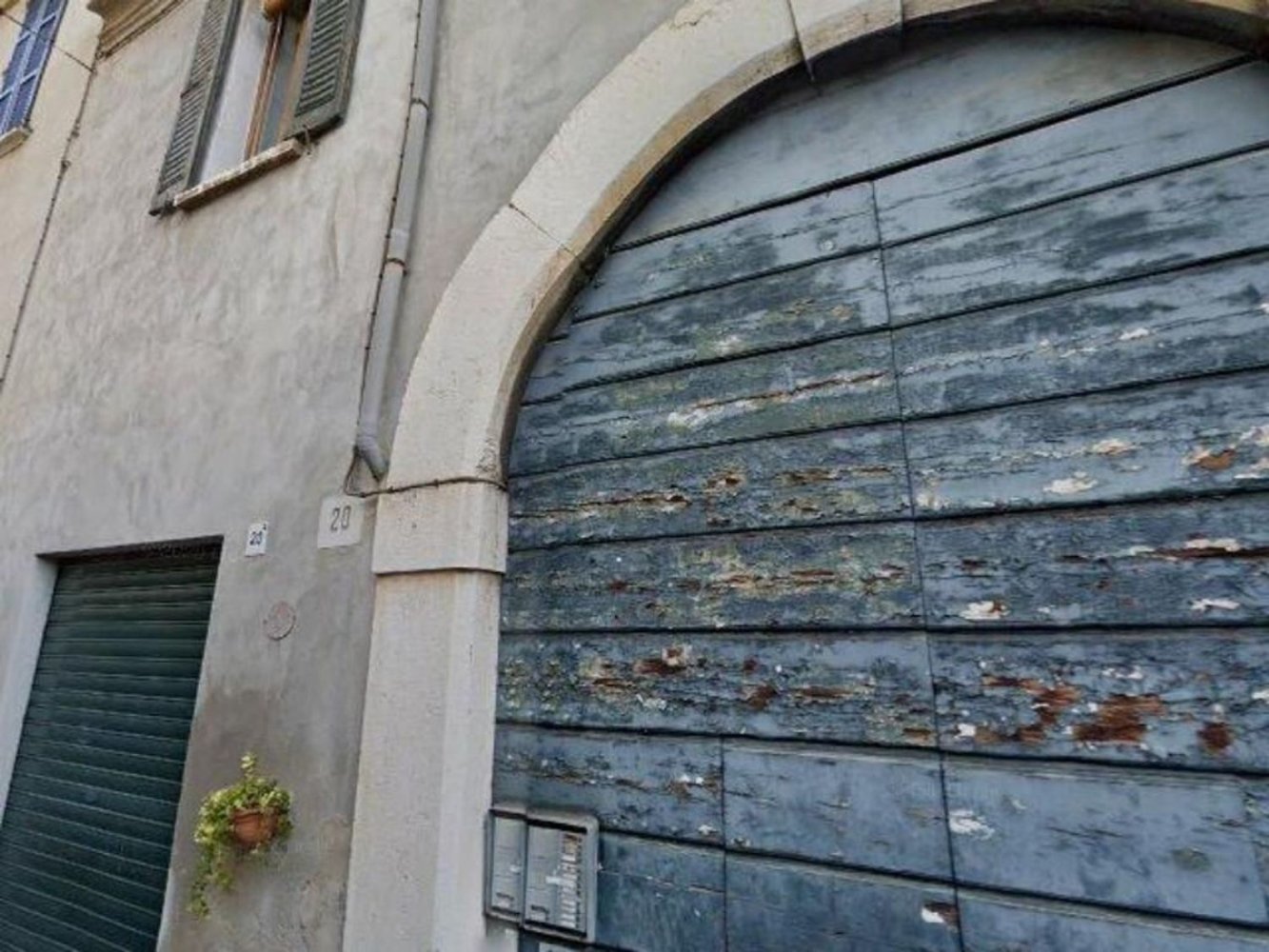 2 bedrooms Apartment in Brescia, Italy No. 360928