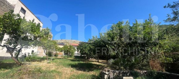 9 rooms House in Calvi Risorta, Italy No. 282678 11