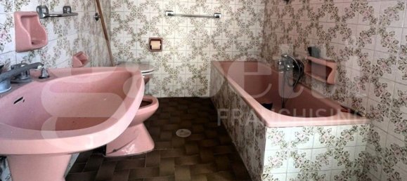 9 rooms House in Calvi Risorta, Italy No. 282678 6