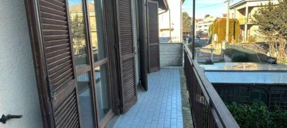 4 rooms Villa in Cislago, Italy No. 35350 19