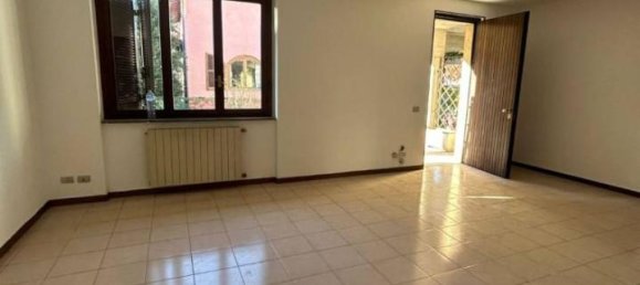4 rooms Villa in Cislago, Italy No. 35350 24