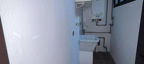 4 rooms Villa in Cislago, Italy No. 35350 11