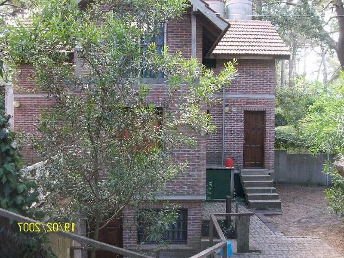  Commercial property in Mar del Plata, Argentina No. 104240