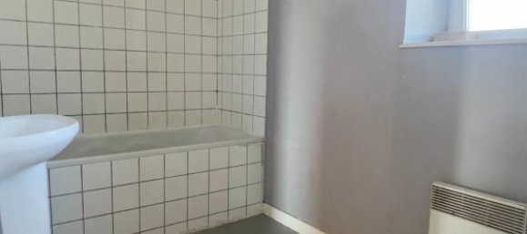 Дом с 4 спальнями в Сен-Фрэмбо-де-Прьер, Франция № 320280 9