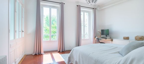 Дом с 4 спальнями в Марсель, Франция № 342137 18