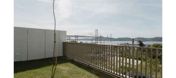 5 bedrooms Villa in Lisbon, Portugal No. 250578 3