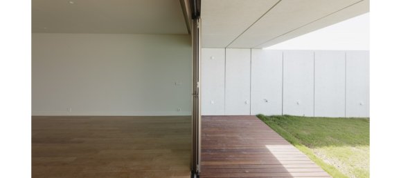 5 bedrooms Villa in Lisbon, Portugal No. 250578 4