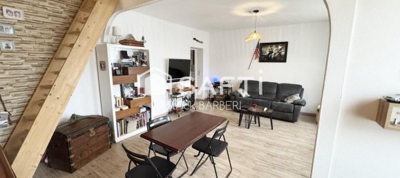 2 bedrooms House in Le Plessis-Bouchard, France No. 284680 2