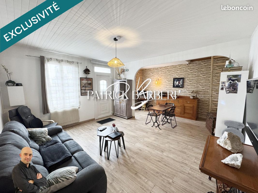 2 bedrooms House in Le Plessis-Bouchard, France No. 284680