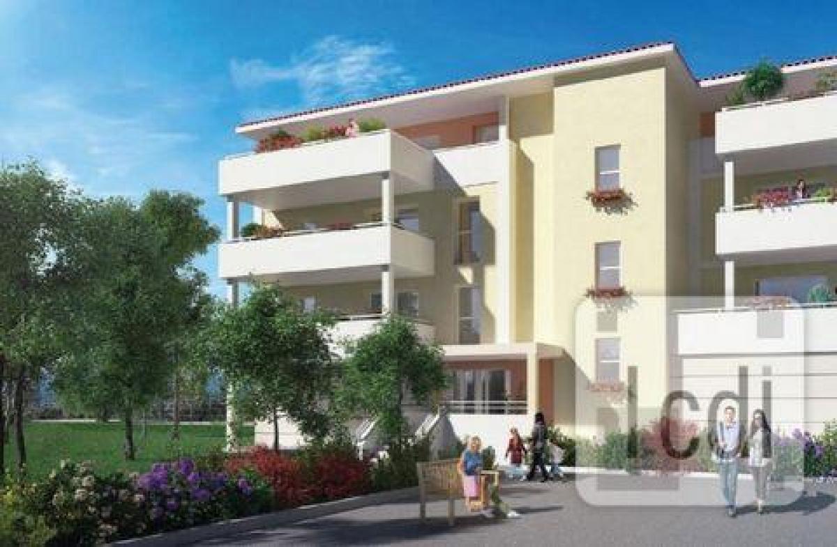 2 bedrooms Apartment in Orange, France No. 5615