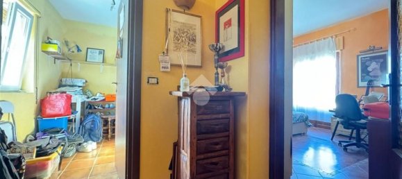 3 rooms Apartment in Monterotondo, Italy No. 273791 12