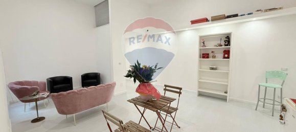 1 chambre Appartement à Naples, Italy No. 167991 5