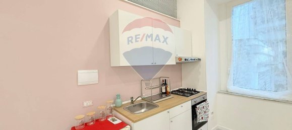 1 chambre Appartement à Naples, Italy No. 167991 8