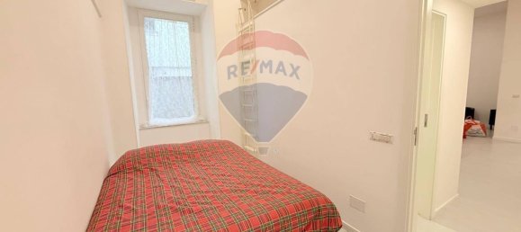 1 chambre Appartement à Naples, Italy No. 167991 9