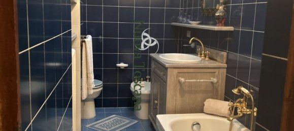 Apartamento de 5 divisões em Arezzo, Italy N.º 308101 6