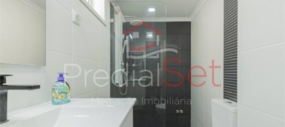 4 غرف نوم منزل في Setubal, Portugal رقم 116430 33
