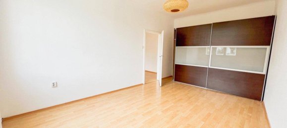 2-salle Appartement à Simmering, Austria No. 89911 3