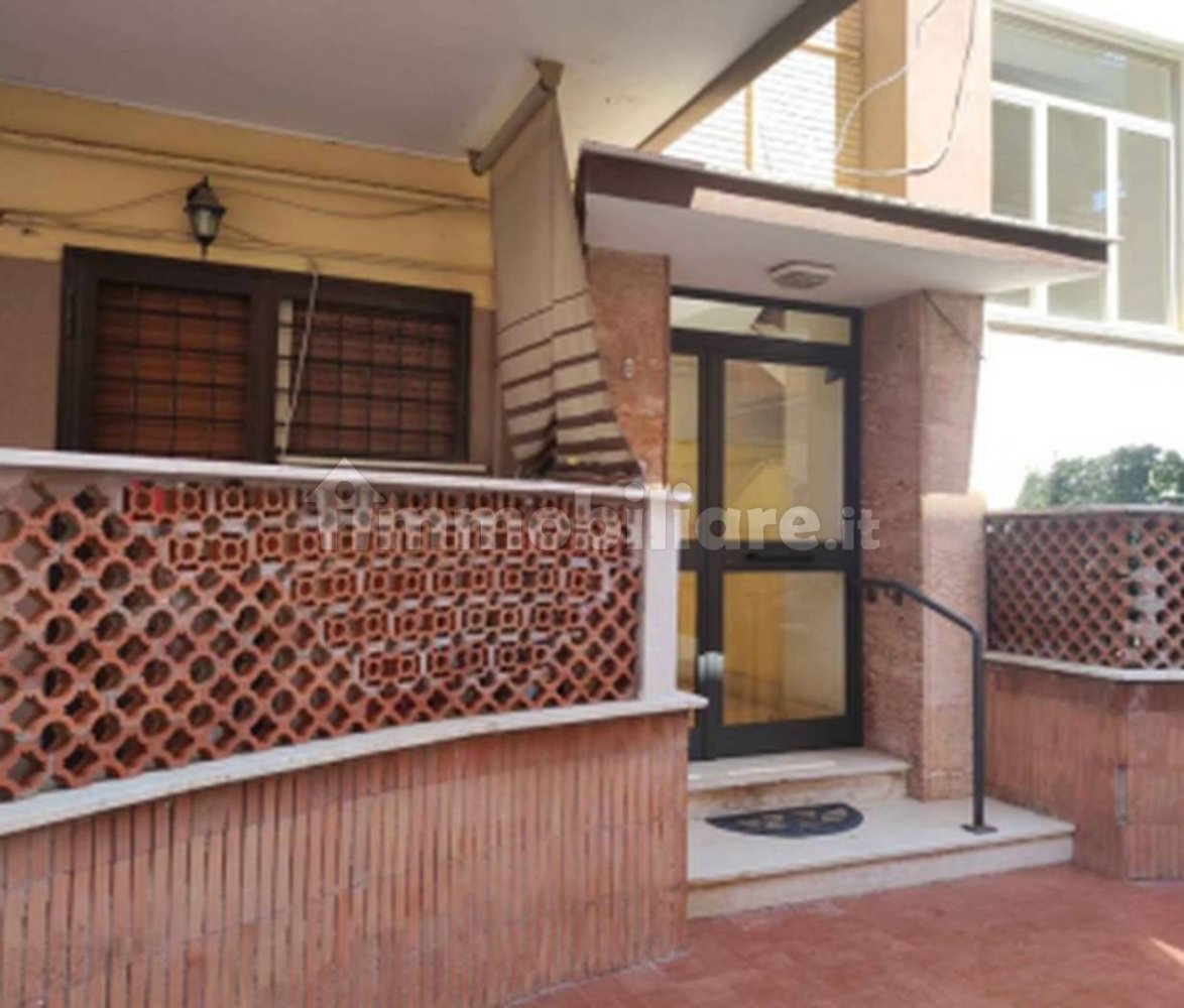 Apartamento T1 em Pomezia, Italy N.º 81847