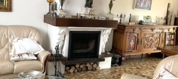 Casa de 4 dormitorios en Sainghin-en-Weppes, France No. 252448 4