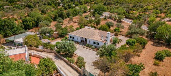 3 bedrooms Villa in Loule, Portugal No. 324390 2