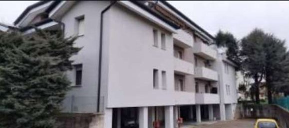 Квартира с 3 спальнями в Порденоне, Италия № 381263 3