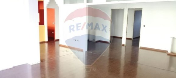 Коммерческая недвижимость 304м² в Визеу, Португалия № 39675 10