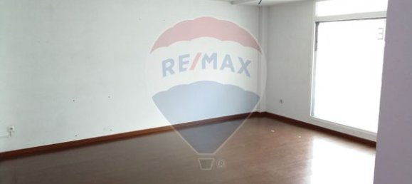 Коммерческая недвижимость 304м² в Визеу, Португалия № 39675 8