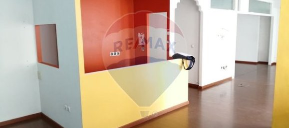 Коммерческая недвижимость 304м² в Визеу, Португалия № 39675 14