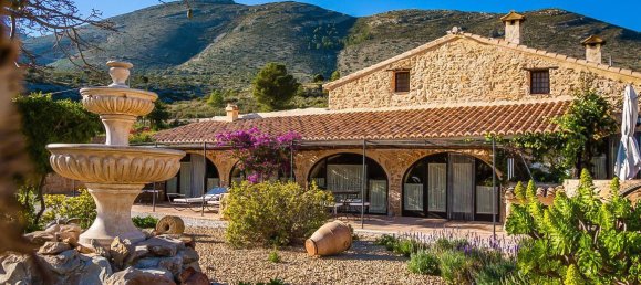 Casa de 8 dormitorios en Benissa, Spain No. 135714 3