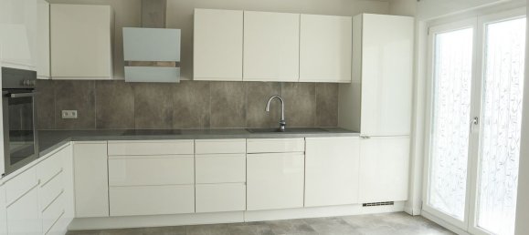 5 chambres Maison à Saint-Louis, France No. 51605 4