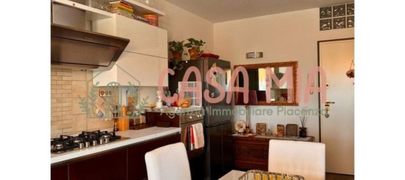 3 rooms Apartment in Gragnano Trebbiense, Italy No. 129297 11