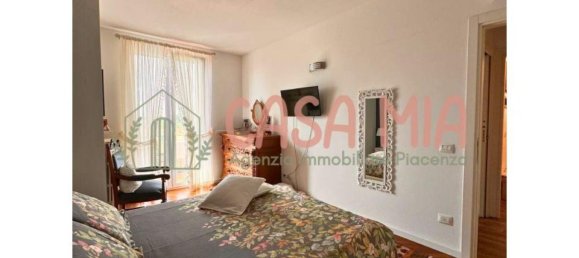 3 rooms Apartment in Gragnano Trebbiense, Italy No. 129297 6