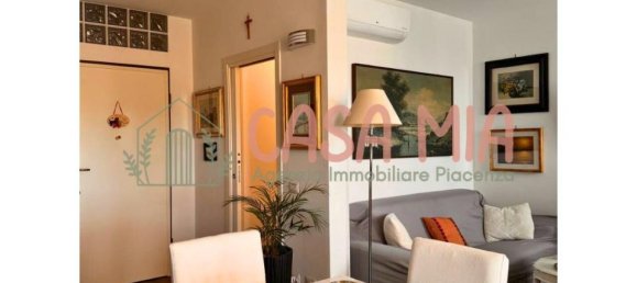 3 rooms Apartment in Gragnano Trebbiense, Italy No. 129297 7