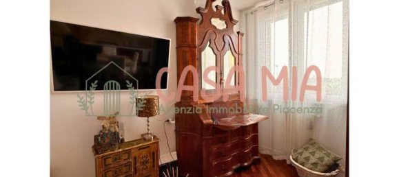 3 rooms Apartment in Gragnano Trebbiense, Italy No. 129297 17