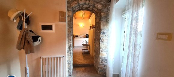 3غرفة منزل في Erli, Italy رقم 82928 19