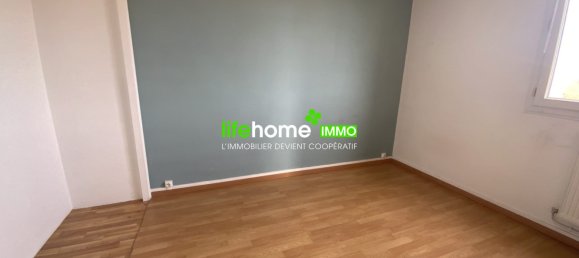 2 bedrooms Apartment in Chateauroux, France No. 252020 5