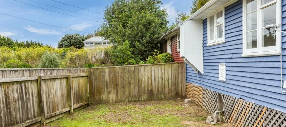 2 Schlafzimmer Haus in Ranui, New Zealand, Nr. 105 9