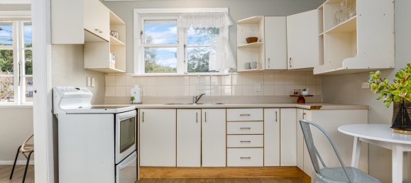 2 Schlafzimmer Haus in Ranui, New Zealand, Nr. 105 3