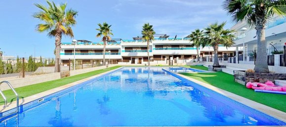 3 bedrooms Townhouse in Torrevieja, Spain No. 246030 2