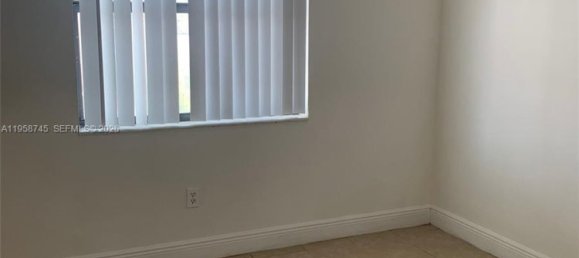 2 dormitorios propiedad comercial en alquiler en Miami, Miami-Dade, Florida, USA № 614268 12
