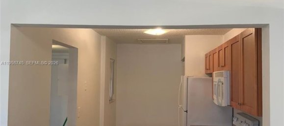 2 dormitorios propiedad comercial en alquiler en Miami, Miami-Dade, Florida, USA № 614268 3