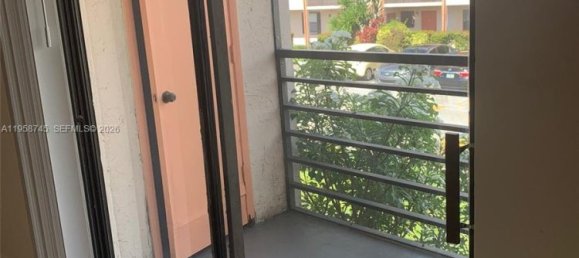 2 dormitorios propiedad comercial en alquiler en Miami, Miami-Dade, Florida, USA № 614268 13