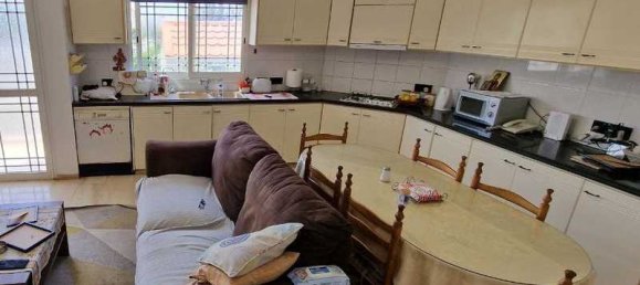 3 bedrooms Villa in Limassol, Cyprus No. 16341 4