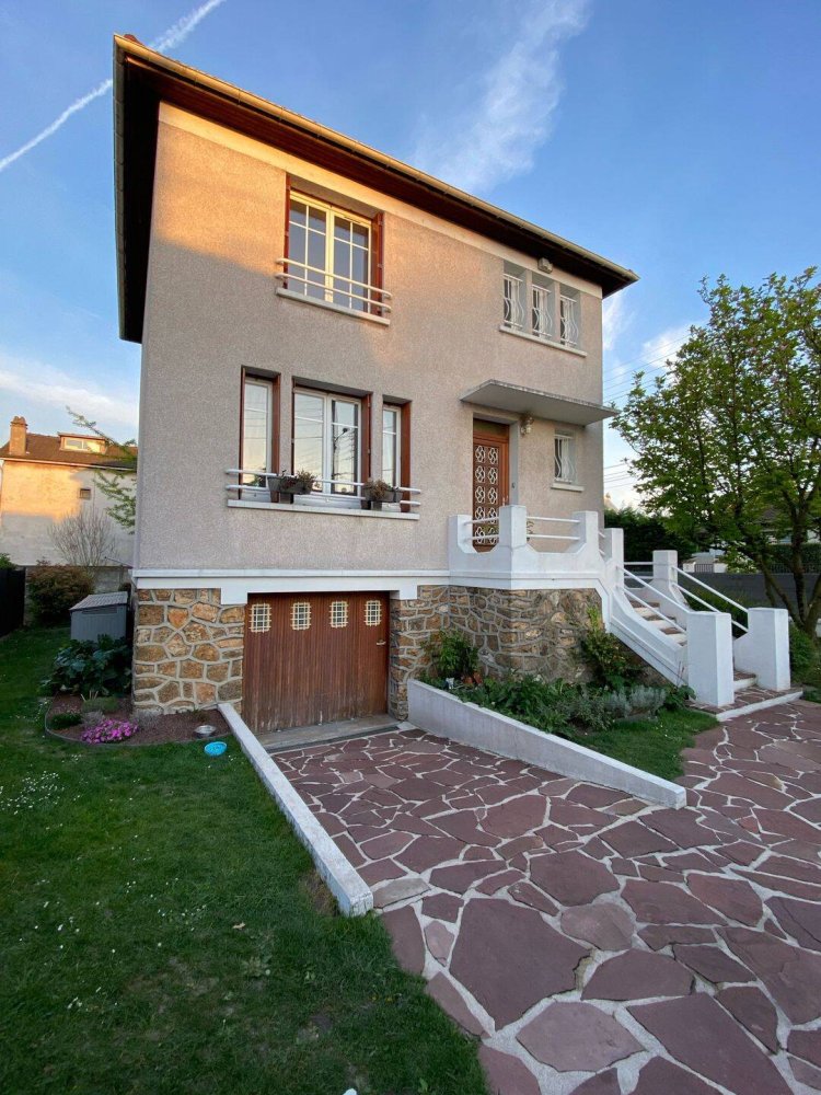 Дом с 3 спальнями в Севран, Франция № 330563