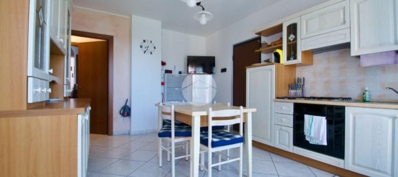 3 rooms Apartment in Sirmione, Italy No. 286149 4