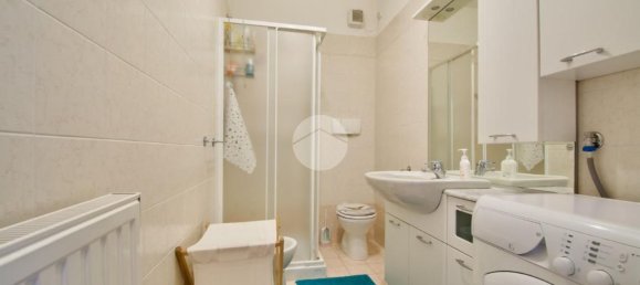 3 rooms Apartment in Sirmione, Italy No. 286149 9