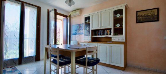 3 rooms Apartment in Sirmione, Italy No. 286149 3