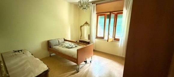 5 bedrooms Apartment in Benevento, Italy No. 325451 10
