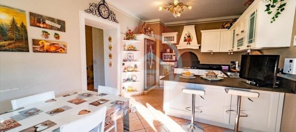 6 rooms Villa in Barga, Italy No. 168993 6