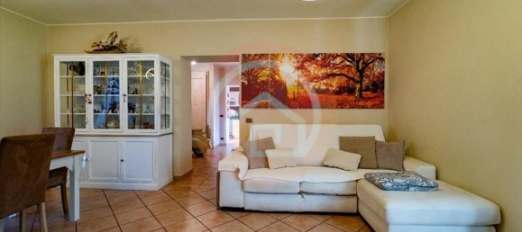 6 rooms Villa in Barga, Italy No. 168993 9